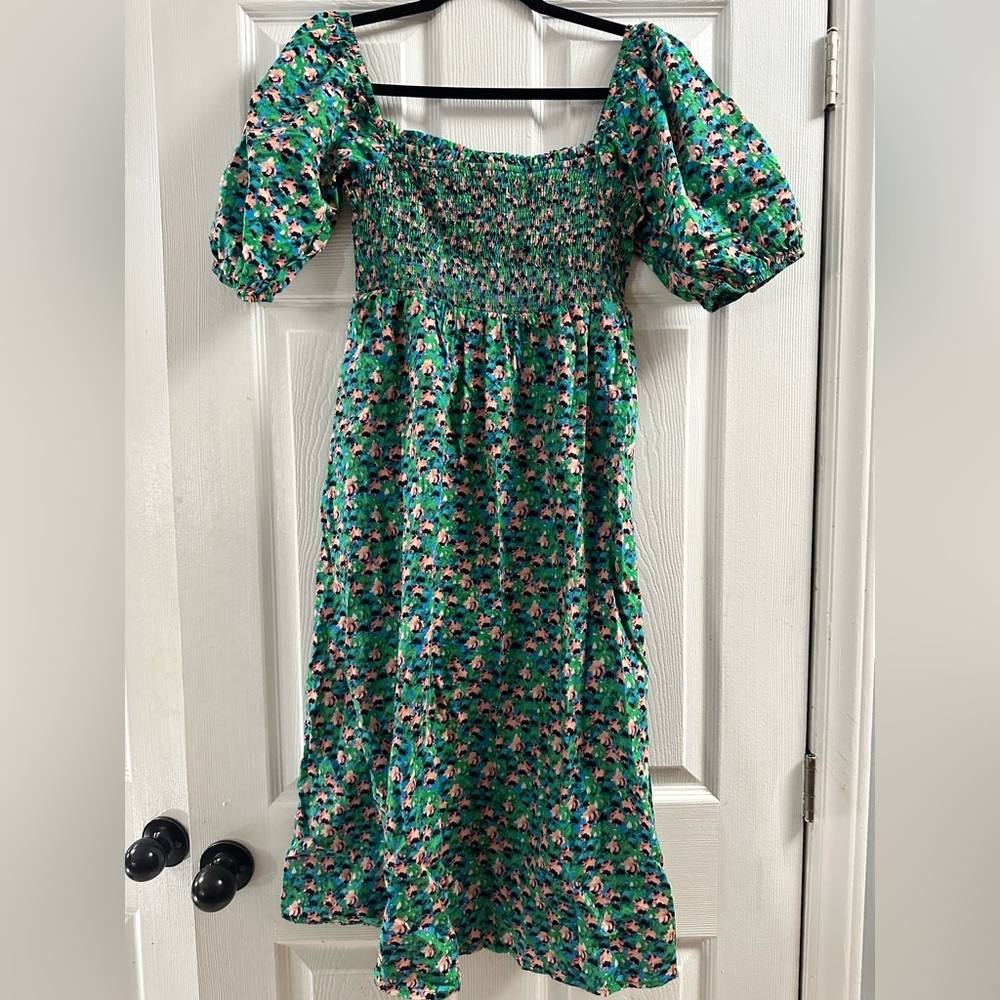 TCEC Puff Sleeve Smocked Midi Dress Size Medium